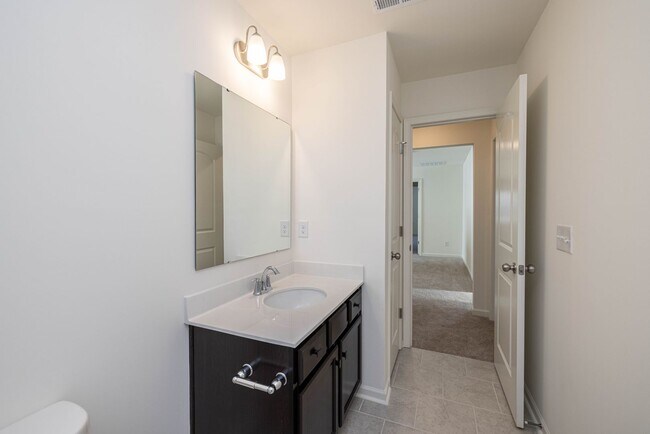 Building Photo - 724 Scotch Meadows Loop