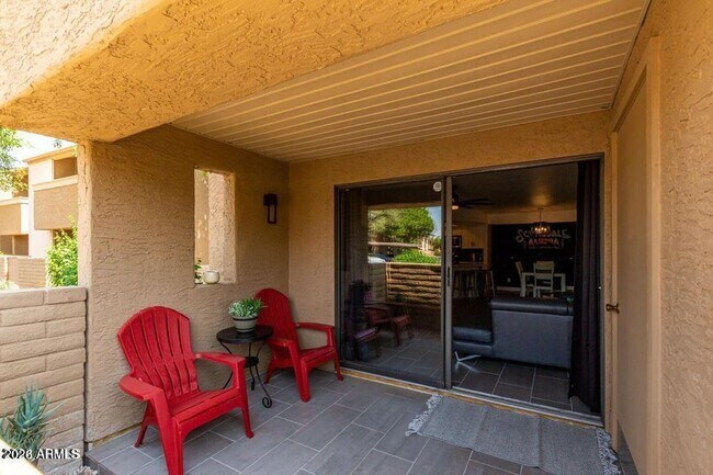 Building Photo - 7950 E Starlight Way