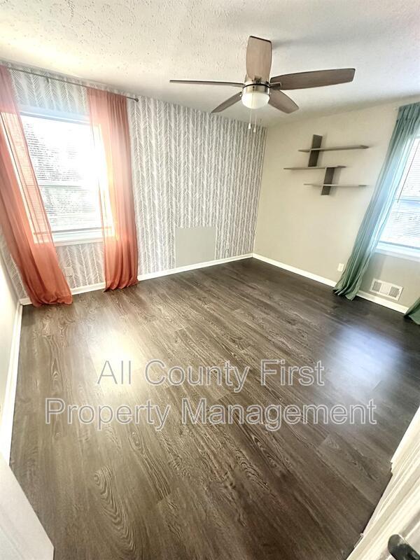 Building Photo - 2975 McGlynn Ct