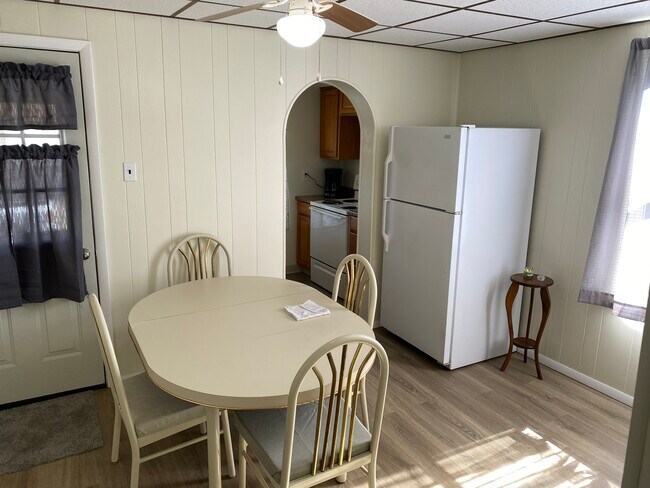 Building Photo - 3946 Adams St