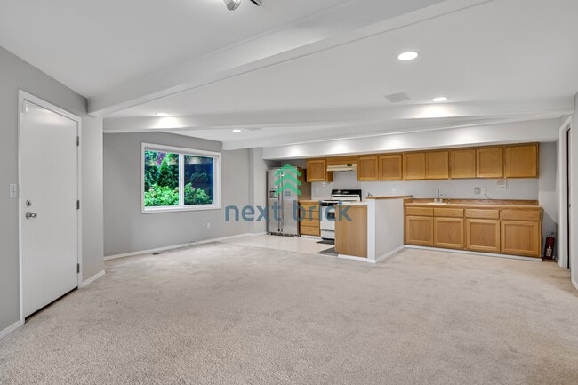 Building Photo - Beautiful home with 4 beds, 3.5 baths for rent