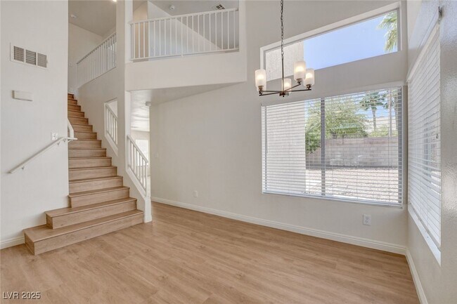 Building Photo - 1441 Iron Springs Dr