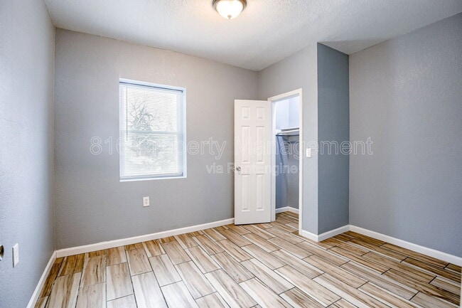 Building Photo - 6901 Jackson Ave