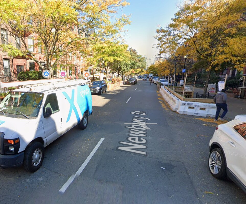 Building Photo - 229 Newbury St