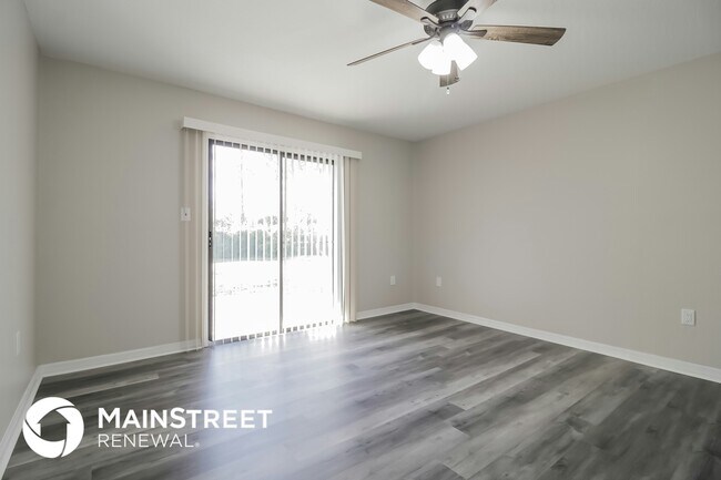 Building Photo - 6090 Alden Ave