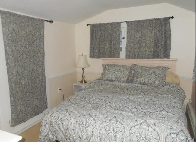 Building Photo - 88 Rock City Rd