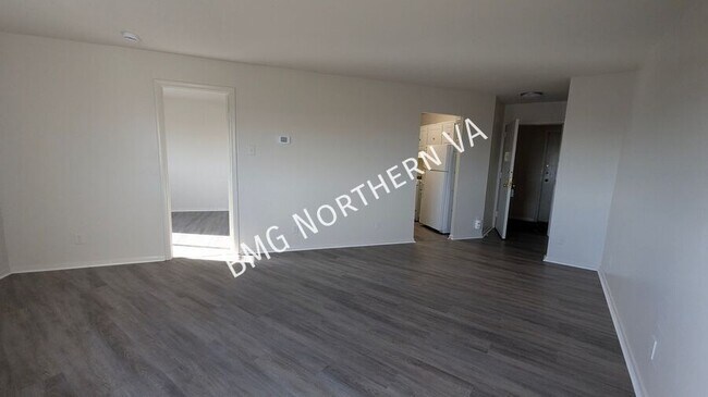 Building Photo - 5340 Holmes Run Pkwy