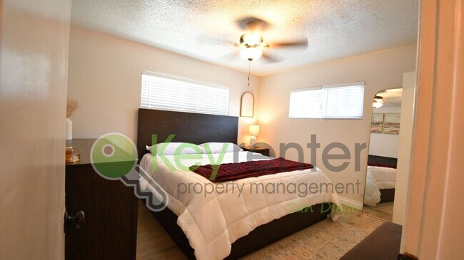 Building Photo - Traditional Duplex in Lemon Grove | Minutes from CA-94 FWY Acces