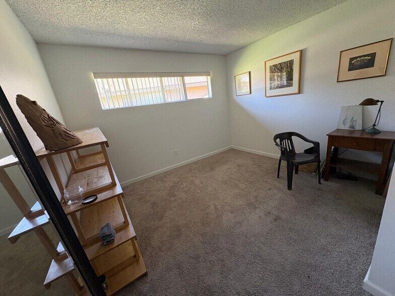 Building Photo - 172 Preble Dr