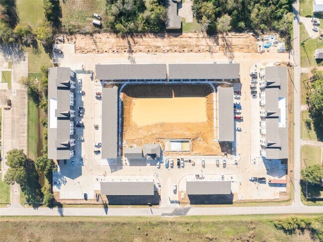 Building Photo - 2101 Reinke Rd