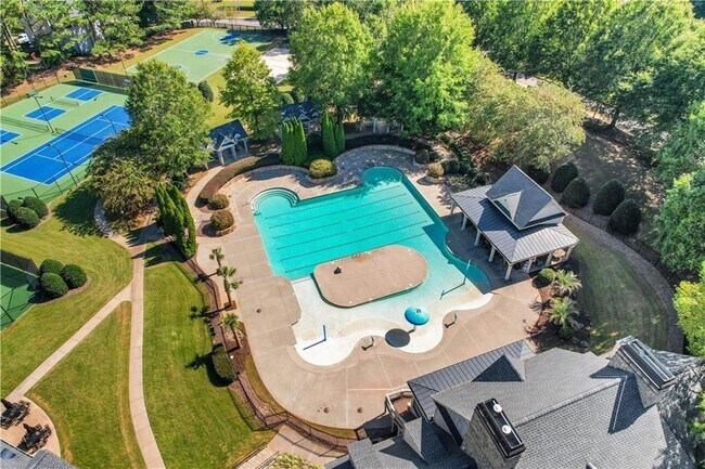 Building Photo - 5945 Broadwater Tr