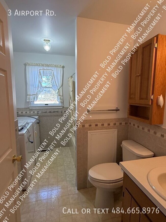 Building Photo - 3 Airport Rd