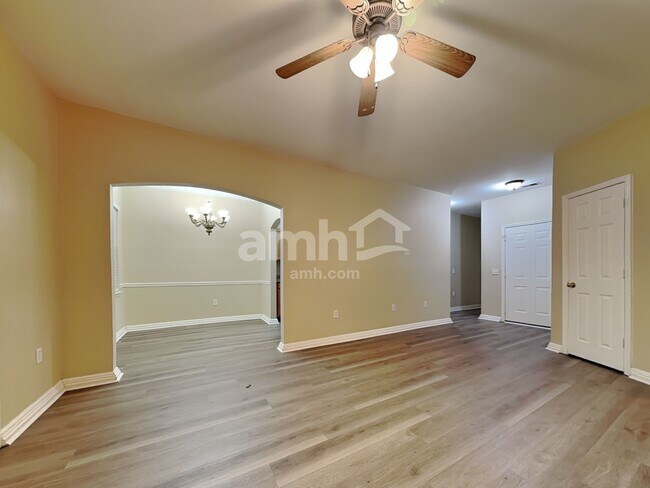 Building Photo - 201 Antigua Pl