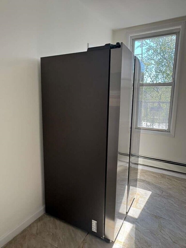 Building Photo - 4526 Brown St