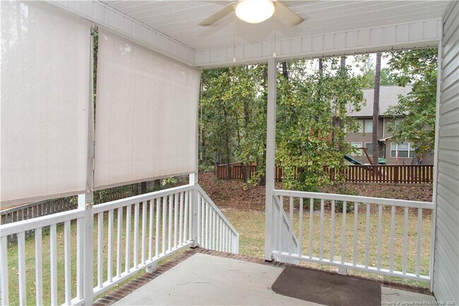 Building Photo - 36 Wateredge Ln