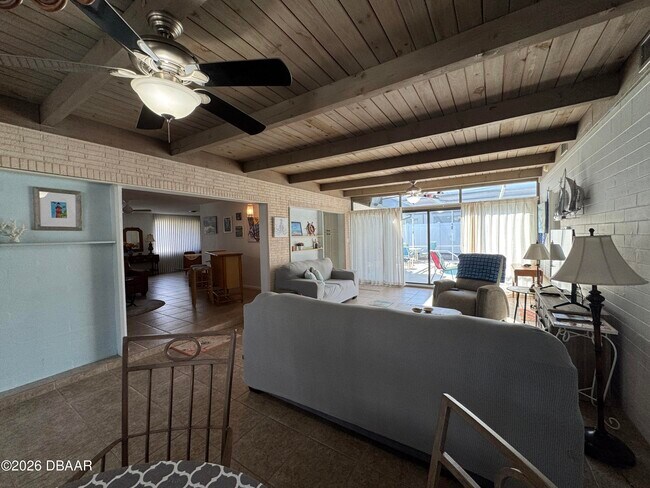 Building Photo - 120 Ocean Grove Dr
