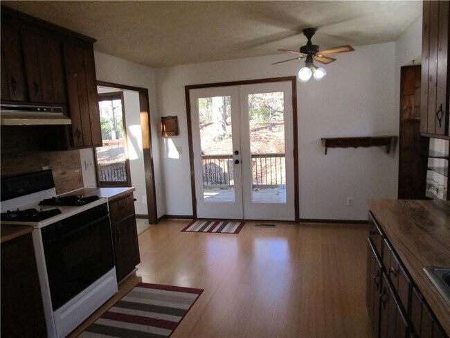 Building Photo - 1623 Rex Dr