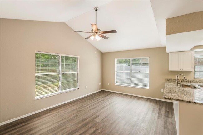 Building Photo - 8303 Broken Willow Ln