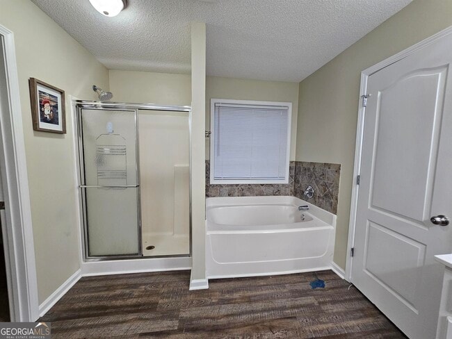 Building Photo - 1746 Tugalo Dr