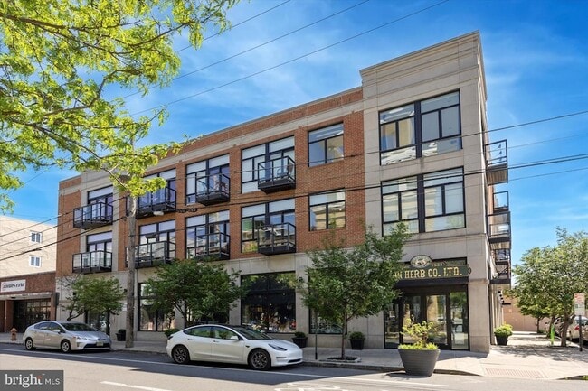 Building Photo - 601 N 2nd St