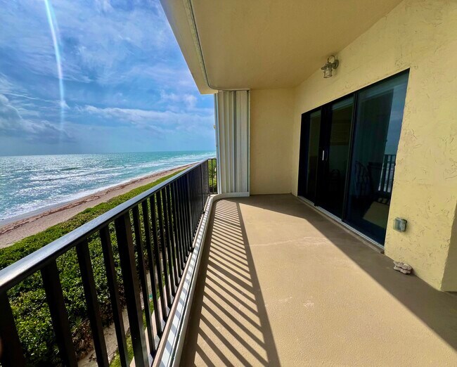 Building Photo - 7410 S Ocean Dr