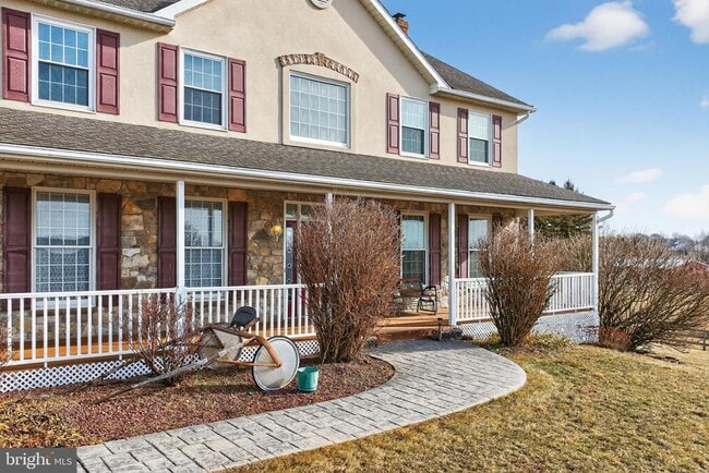 Building Photo - 5289 PA-309