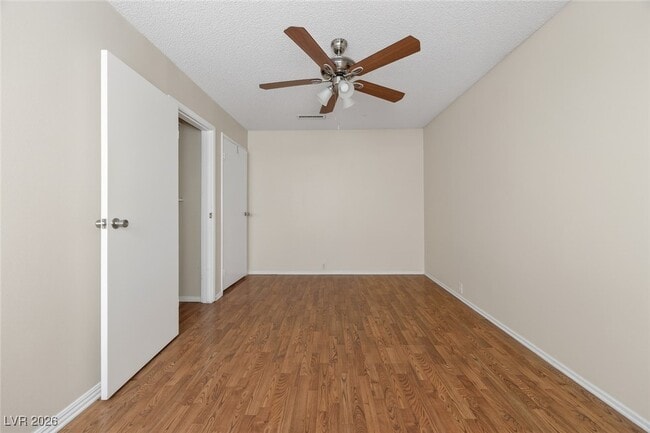 Building Photo - 1114 Vegas Valley Dr