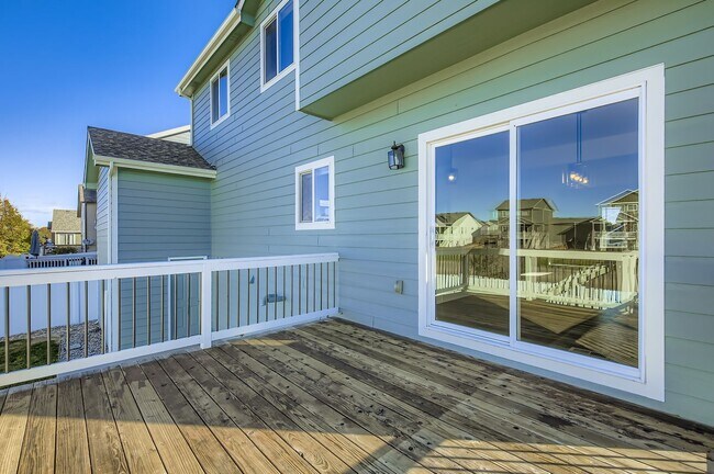 Building Photo - 464 Wind River Dr