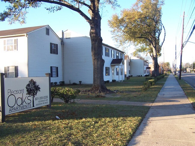 Pleasant Oaks Apartments Jackson Ms Apartment Finder Pleasant Oaks Apartments