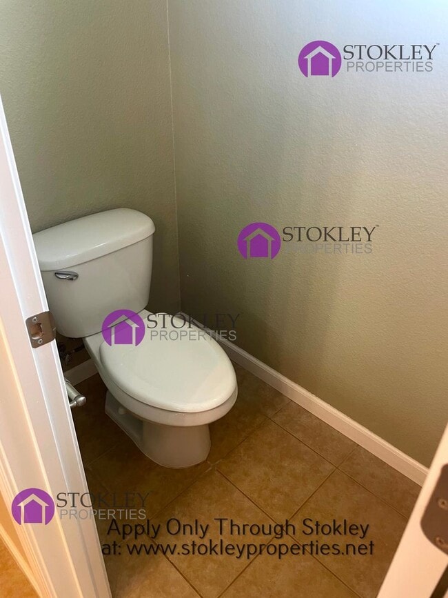 Building Photo - 1540 Silverleaf Ln