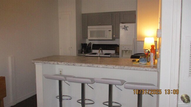 Building Photo - 501 E Burgess Rd