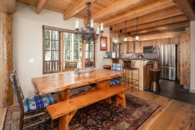 Building Photo - 4 Full Moon Rd