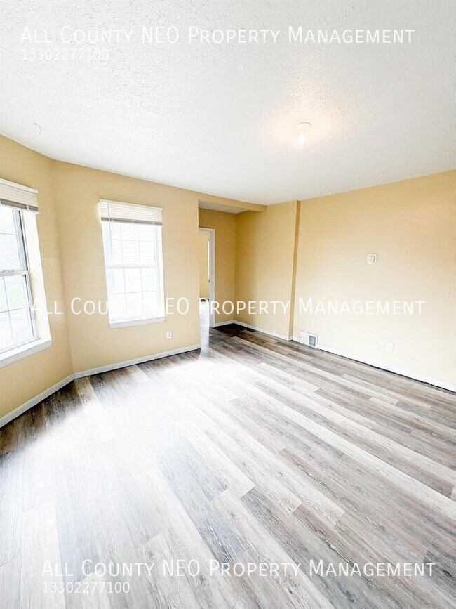 Building Photo - 4116 Denison Ave