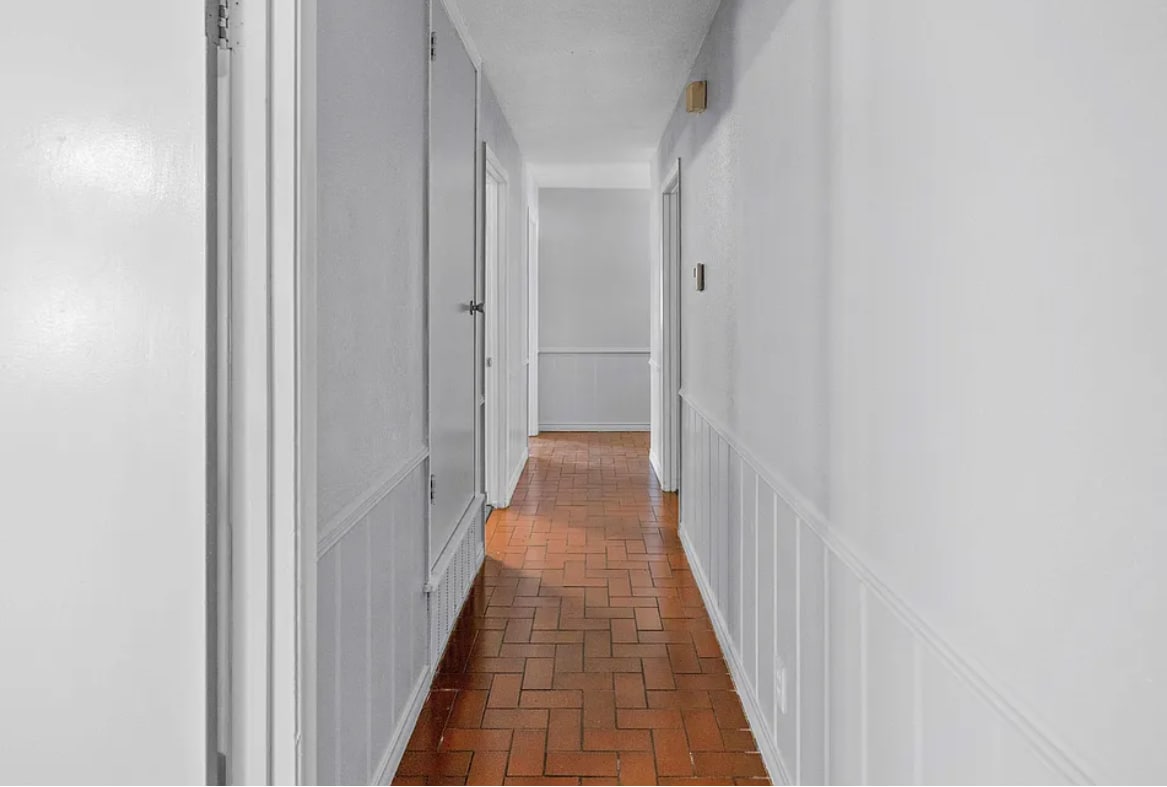 Building Photo - 1723 Sequoia Dr