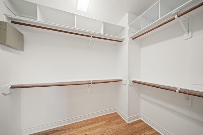 Building Photo - 1402 Wheeler Ave