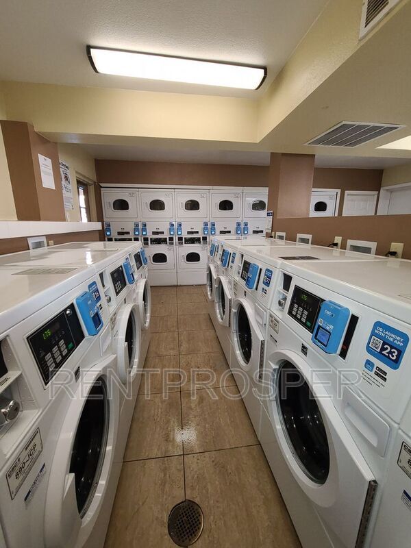 Building Photo - 4203 S Semoran Blvd