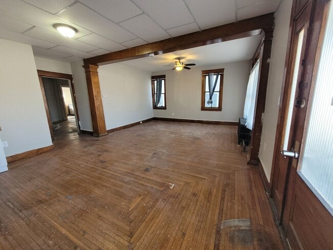 Building Photo - 55 N Church St