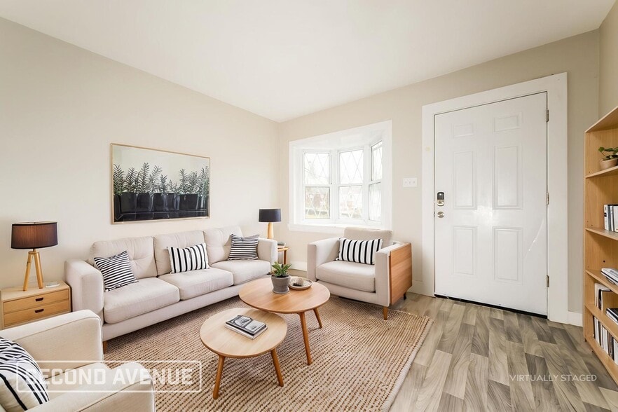 Building Photo - 1030 Franklin Dr