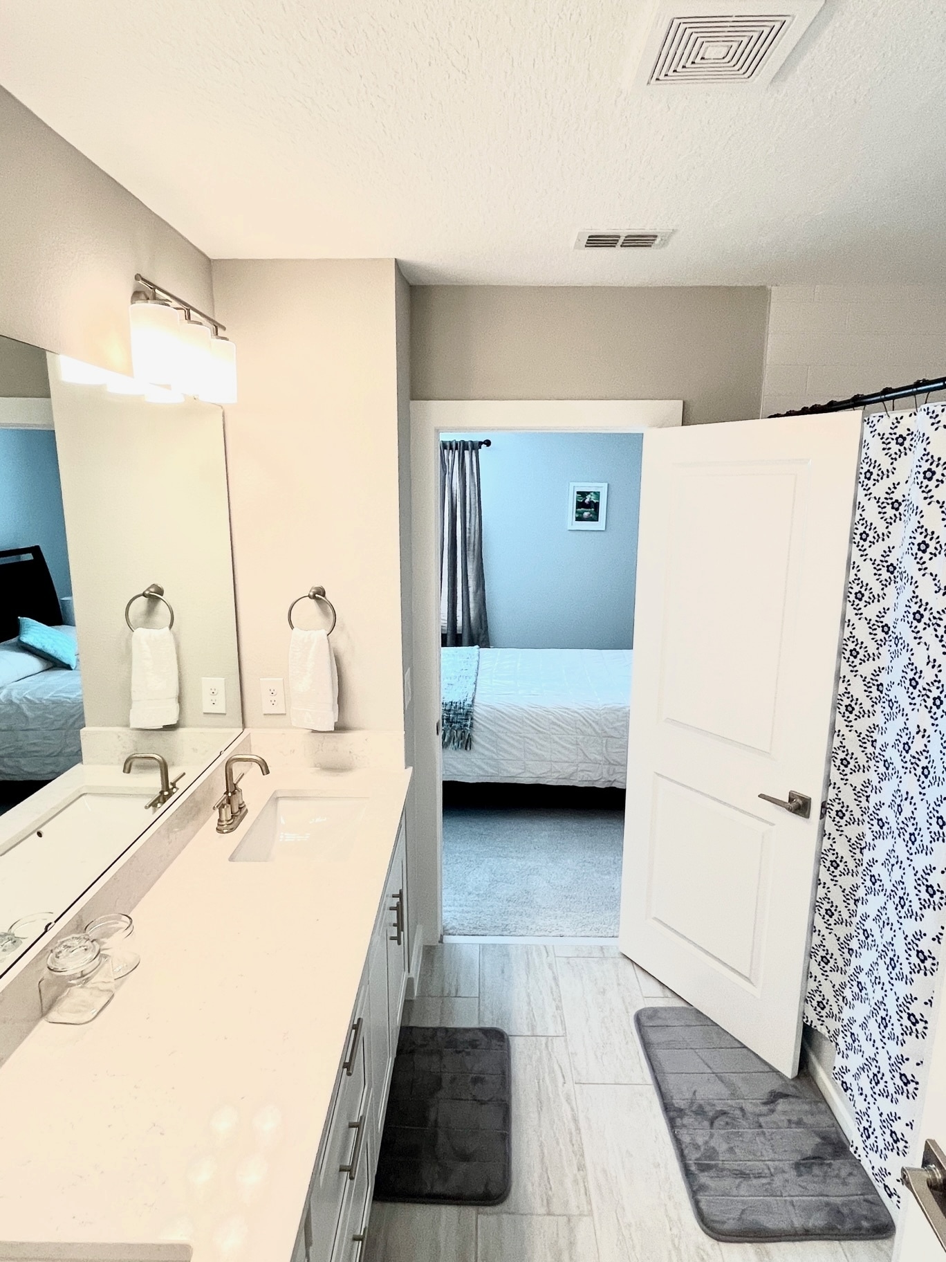 Building Photo - 6307 S Roberts Ave