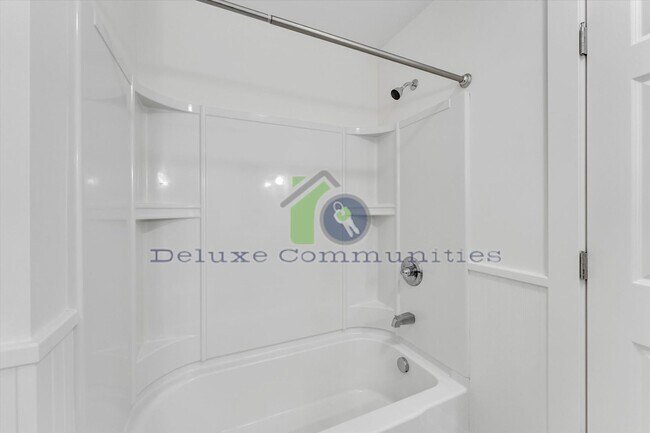 Building Photo - 3 Bedroom 1 Bathroom Apartment in ALTO!!