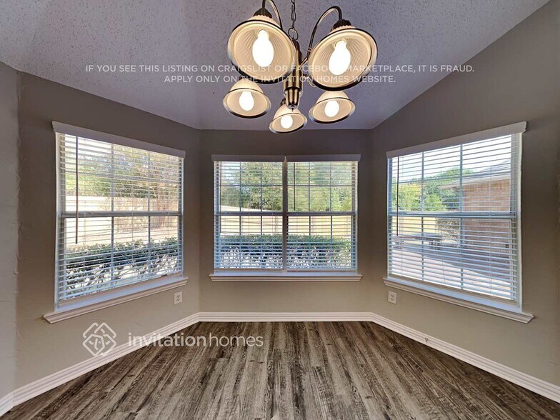 Building Photo - 6302 Plantation Ln