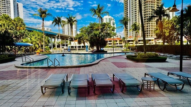 Building Photo - 19390 Collins Ave