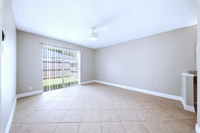 Building Photo - 7502 Addicks Clodine Rd