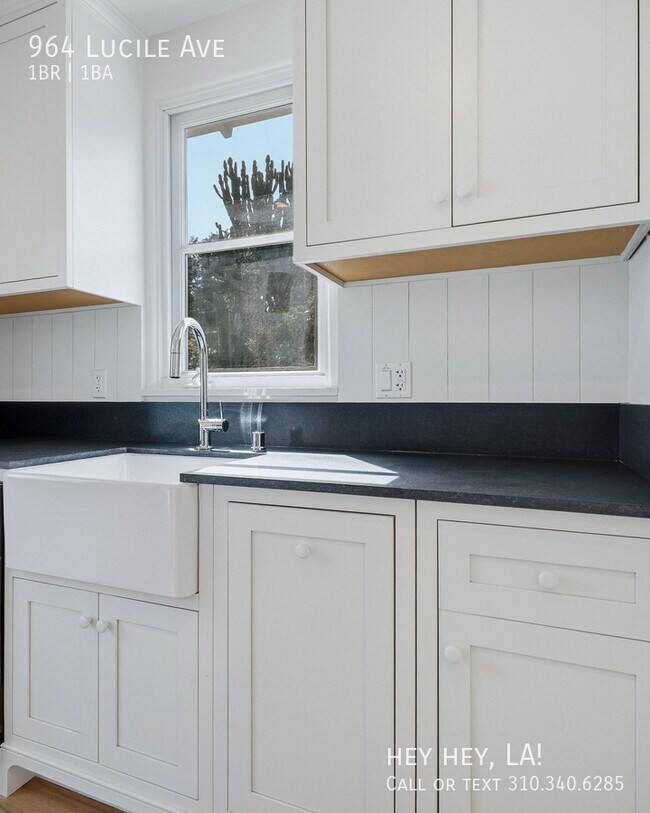 Building Photo - 964 Lucile Ave