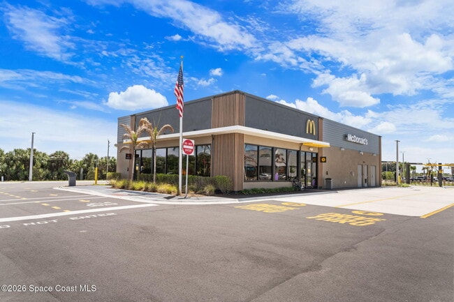 Building Photo - 640 Veridian Cir NW