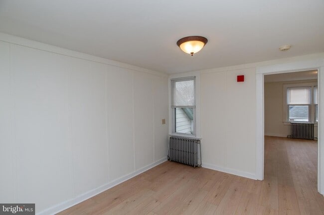 Building Photo - 37 S 13th St