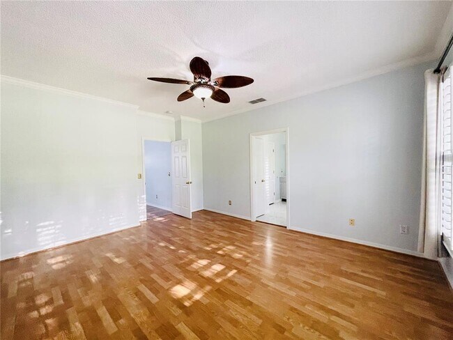 Building Photo - 622 Wisteria Ln