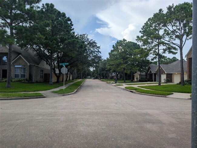 Building Photo - 22403 Bellows Bend Dr