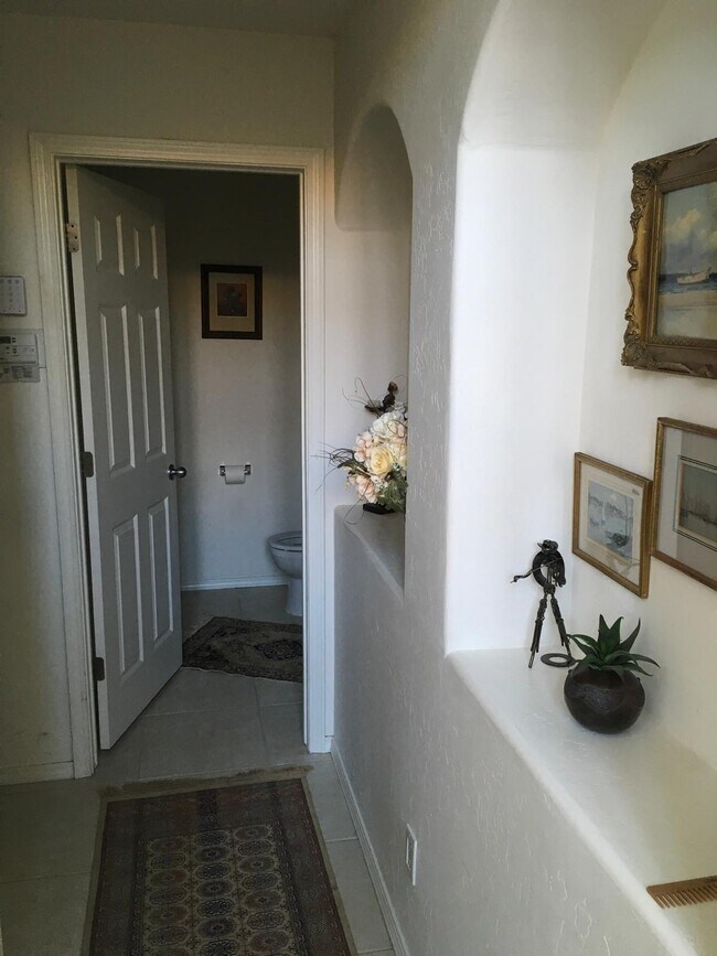 Building Photo - 1124 San Augustin Dr