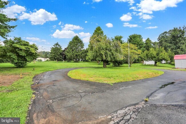 Building Photo - 36 Antietam Rd